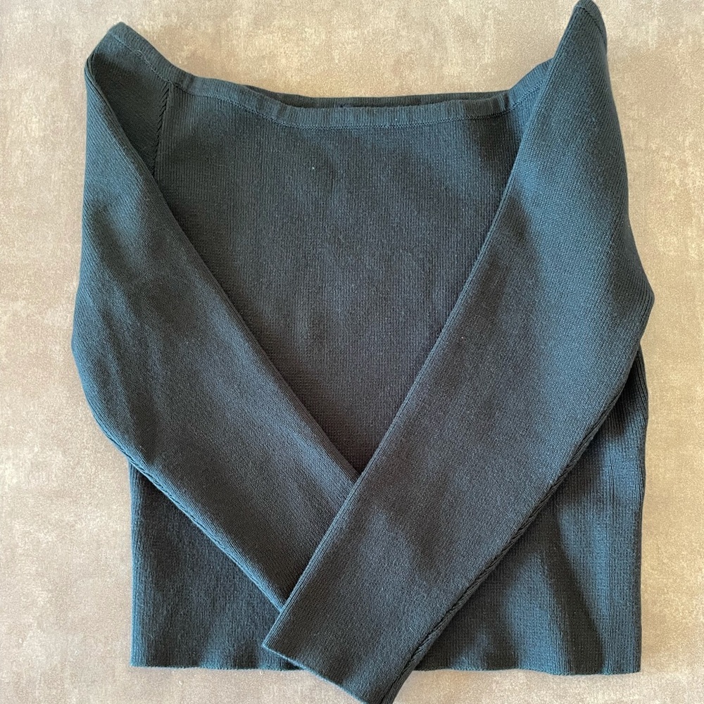 Gilbert Crop Top - Picture 2 of 6